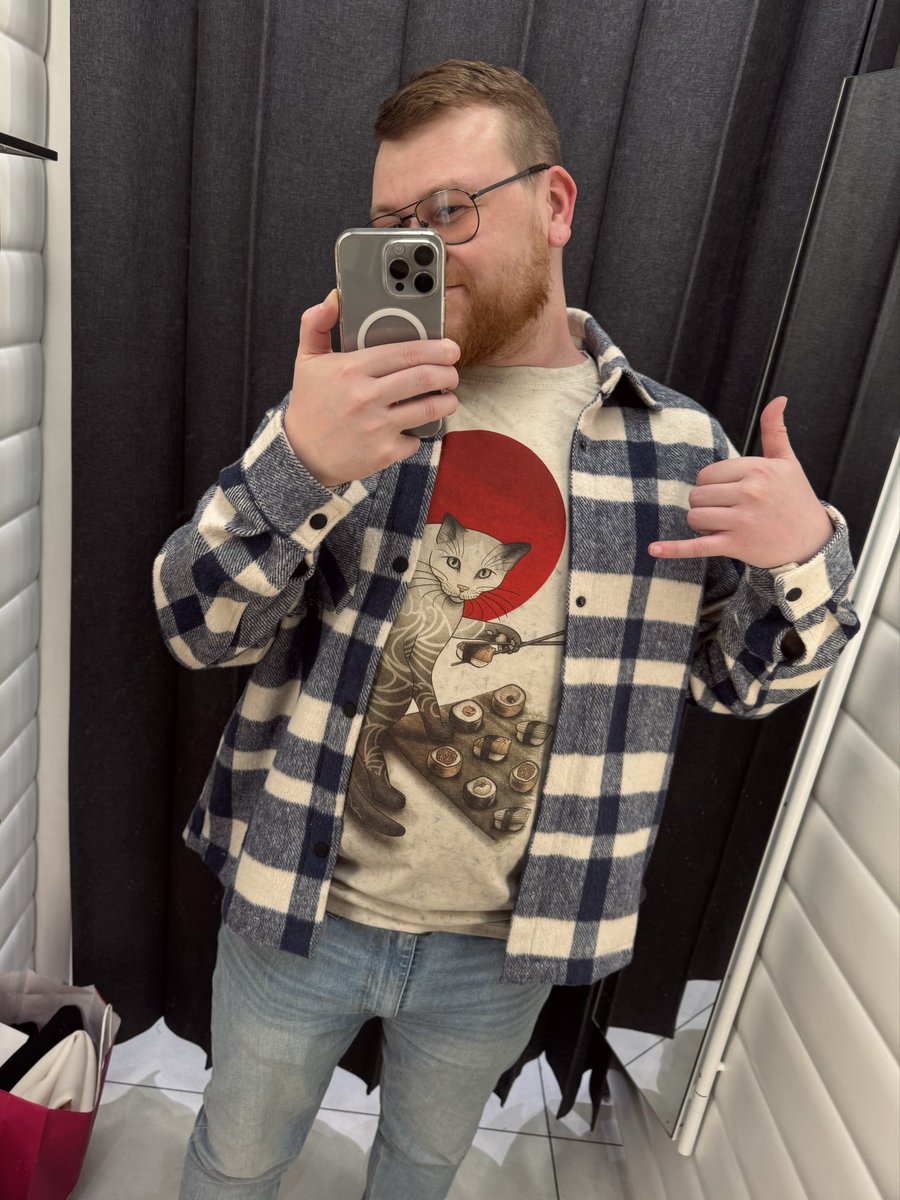 Обладатель великолепного суши-кота