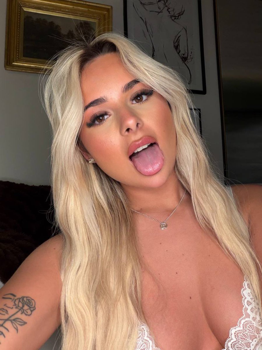 Brooke FREE OF tweet media