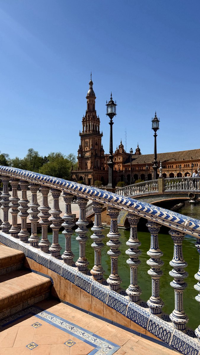 HUSSAIN7yx's tweet photo. Seville https://t.co/RxFYGyg271