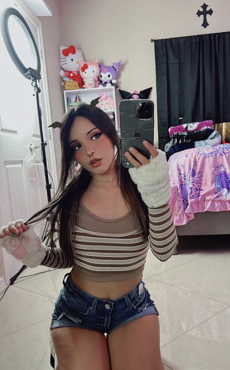 NICKI😻 tweet media