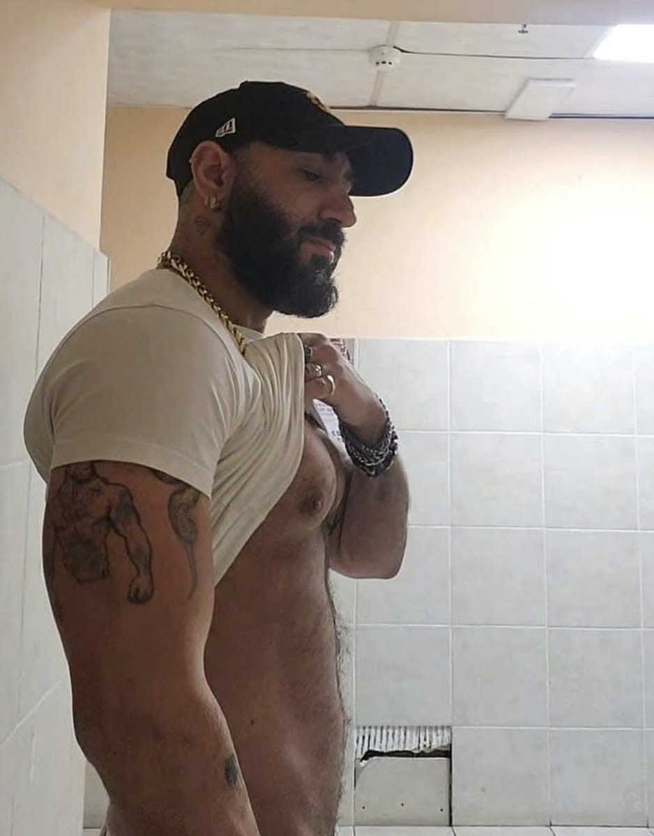 Unbreakable tweet media