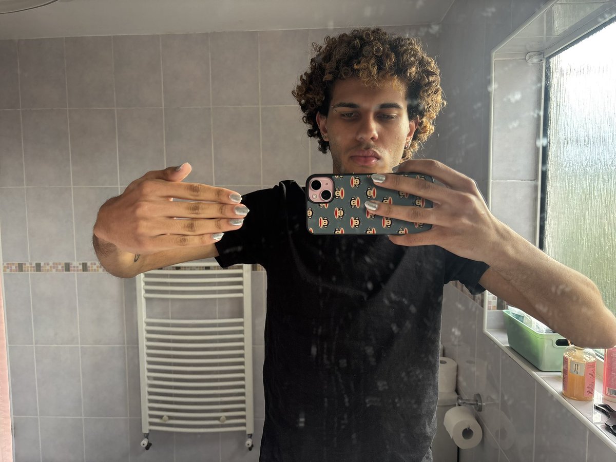 problem boy tweet media