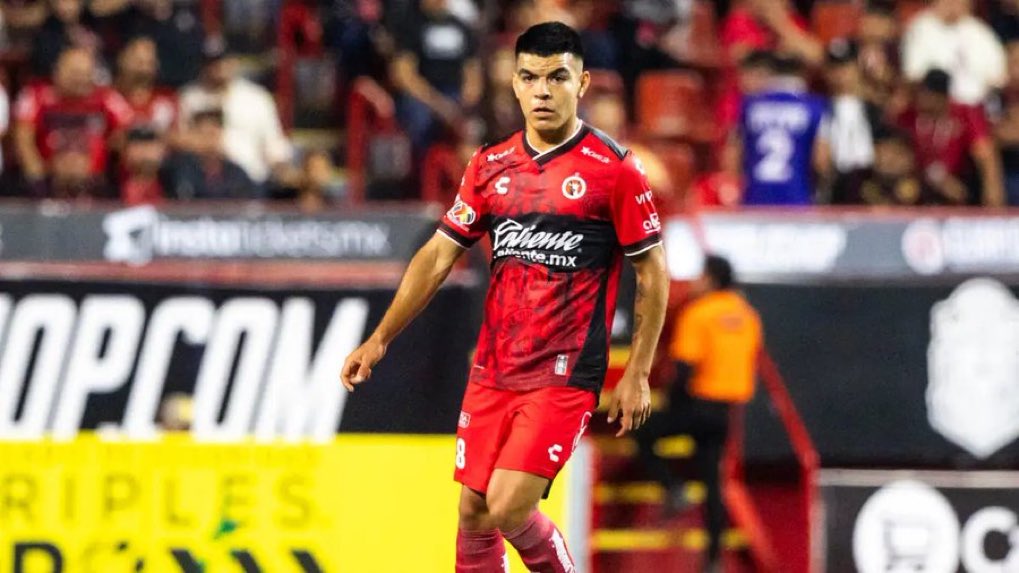 En un futbol corrompido por el dinero, Iván Tona rechazó los millones de América y Chivas para bajar al barro y cumplir su sueño de seguir jugando en Xolos, la gloria no se puede comprar.

Honor, Tona, honor.
