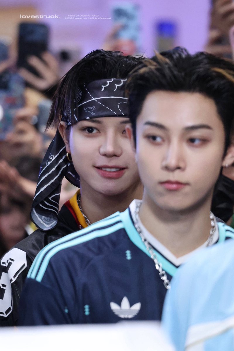 𝗟𝗢𝗩𝗘𝗦𝗧𝗥𝗨𝗖𝗞. tweet media