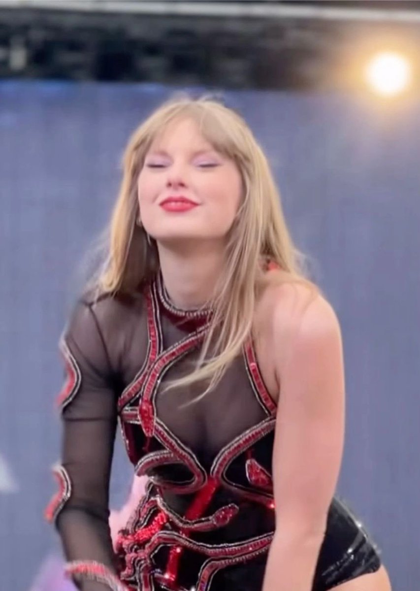 kira ♡ tweet media