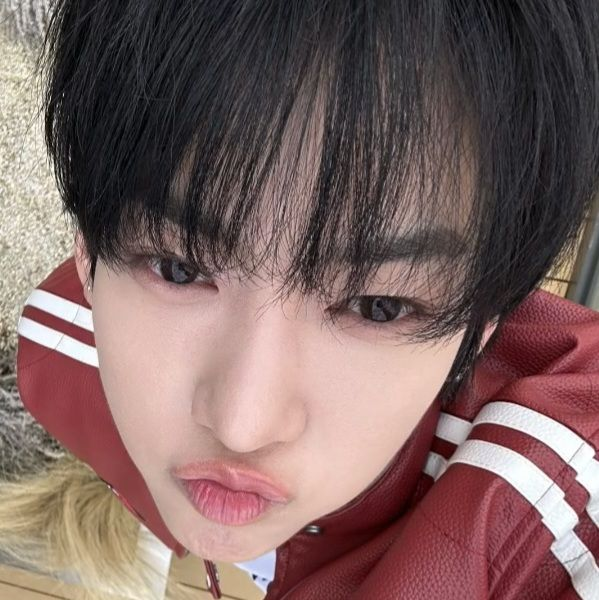 владка ⁷ ARIRANG ⊙⊝⊜ tweet media