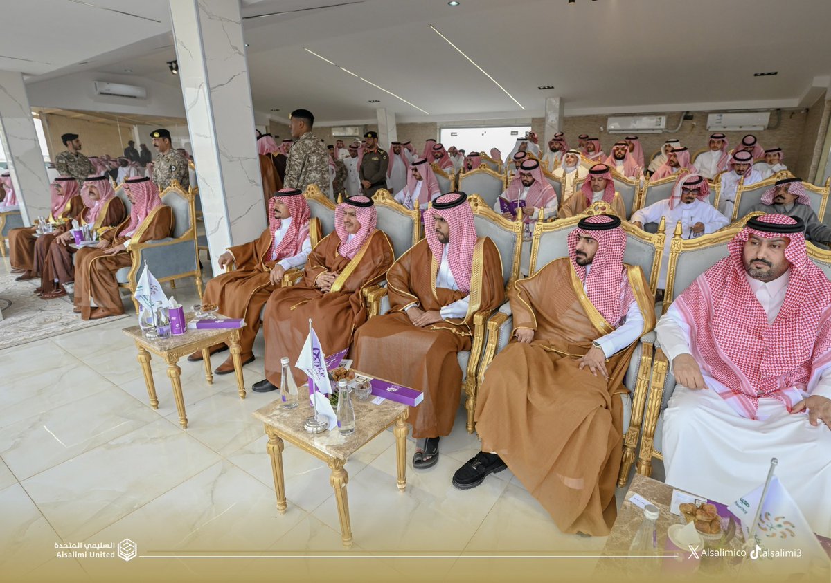 Alsalimico's tweet photo. #تكريم

كرّم سمو #أمير_منطقة_حائل ، #شركة_السليمي_المتحدة ، نظير رعايتها الذهبية لـ #مهرجان_الامير_عبدالعزيز_لسباقات_الخيل3 
 وتسلّم درع التكريم رئيس مجلس الإدارة رجل الأعمال / سلمان بن صلاح السليمي ، وذلك خلال الحفل الختامي في ميدان #فروسية_حائل . https://t.co/3BznuLJZgp