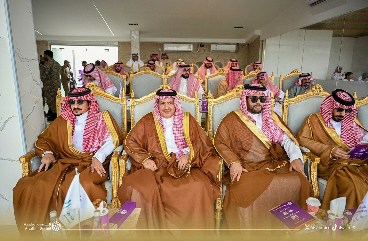 Alsalimico's tweet photo. #تكريم

كرّم سمو #أمير_منطقة_حائل ، #شركة_السليمي_المتحدة ، نظير رعايتها الذهبية لـ #مهرجان_الامير_عبدالعزيز_لسباقات_الخيل3 
 وتسلّم درع التكريم رئيس مجلس الإدارة رجل الأعمال / سلمان بن صلاح السليمي ، وذلك خلال الحفل الختامي في ميدان #فروسية_حائل . https://t.co/3BznuLJZgp