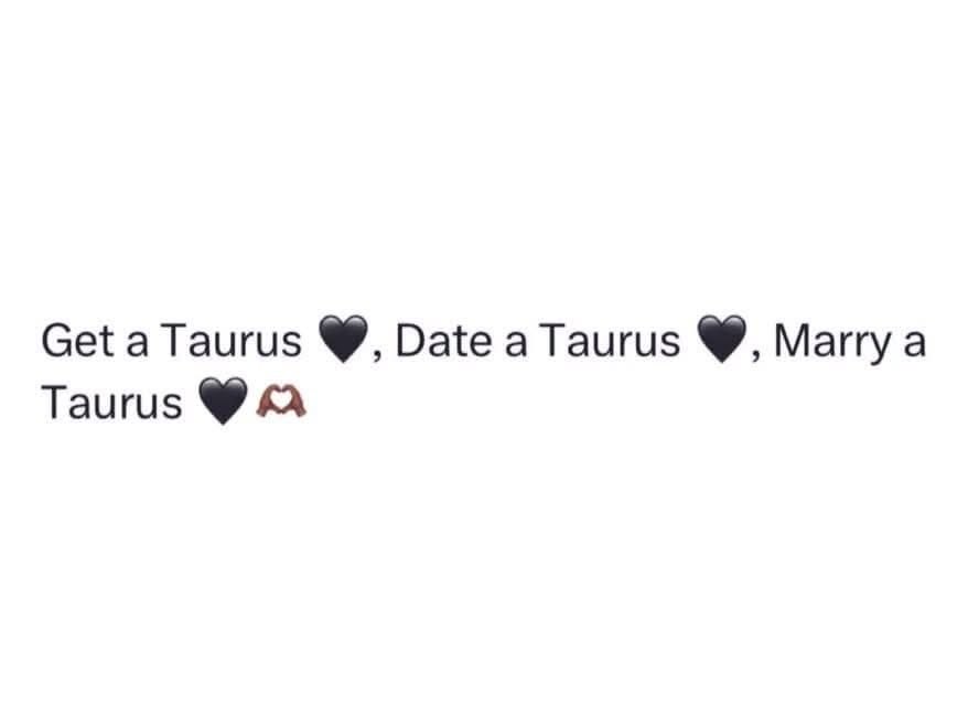 Dee 🌻 . tweet media