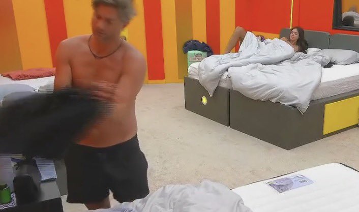 random123 🍓 tweet media