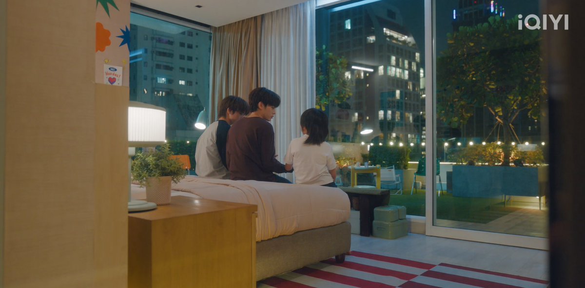 ⚡T H U N D E R ⚡ tweet media