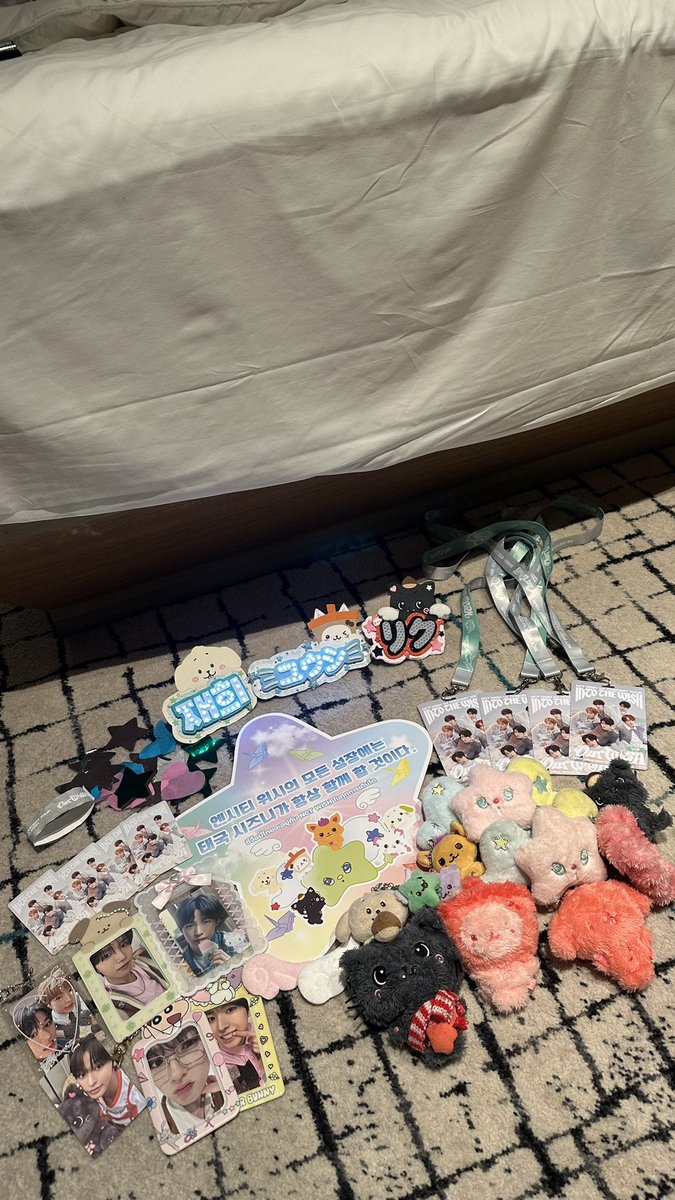 เนยทาขนมปัง tweet media