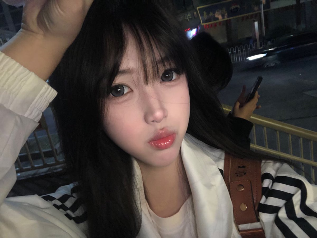 miku184978's tweet photo. 快来个门 https://t.co/KQiMBGxNxr