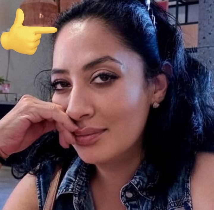grogubeodo's tweet photo. @LOVREGA No te alcanza para la gasolina , GATA? dile a tu novio casado al taquero que te dé más dinero por los servicios que ofreces 🤣🤣🤣🤣 https://t.co/uxyCWa8yur