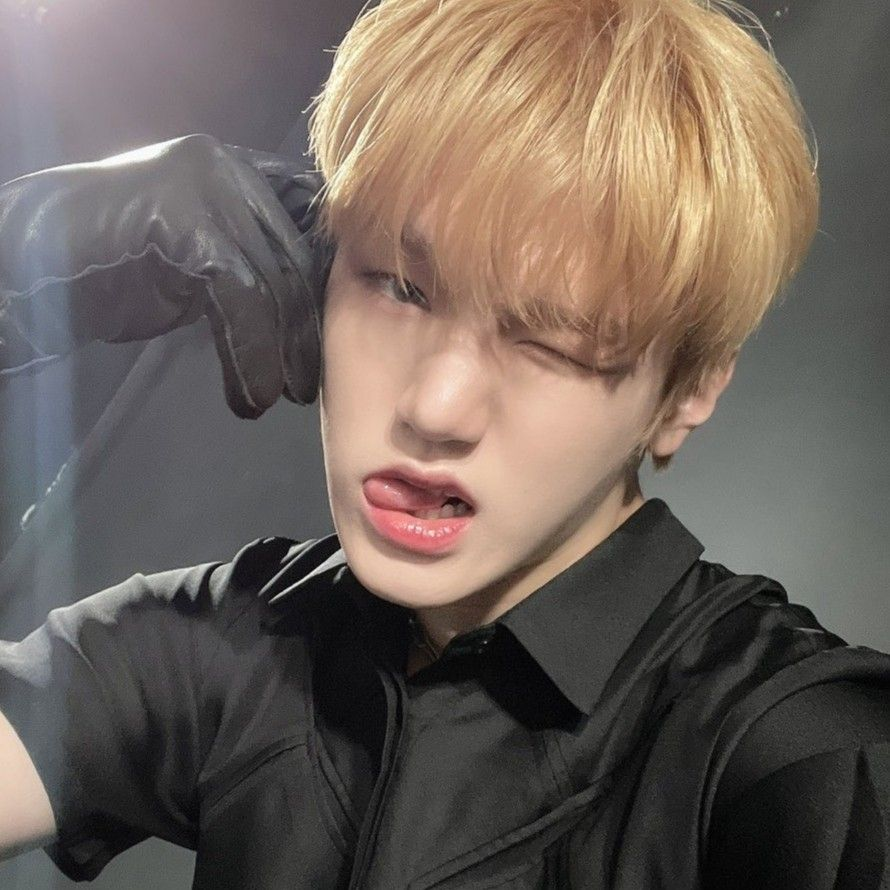 владка ⁷ ARIRANG ⊙⊝⊜ tweet media