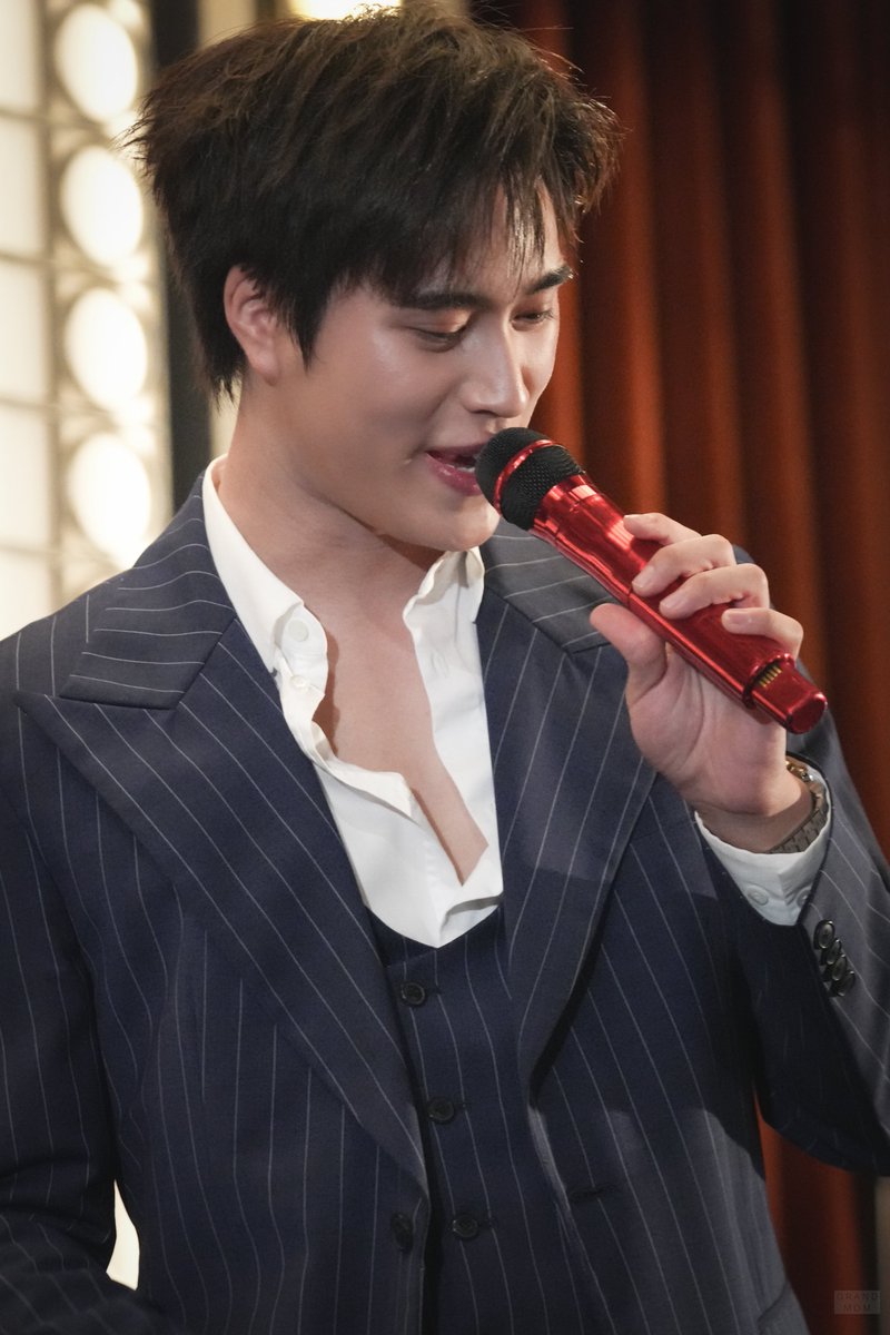 GrandMom tweet media