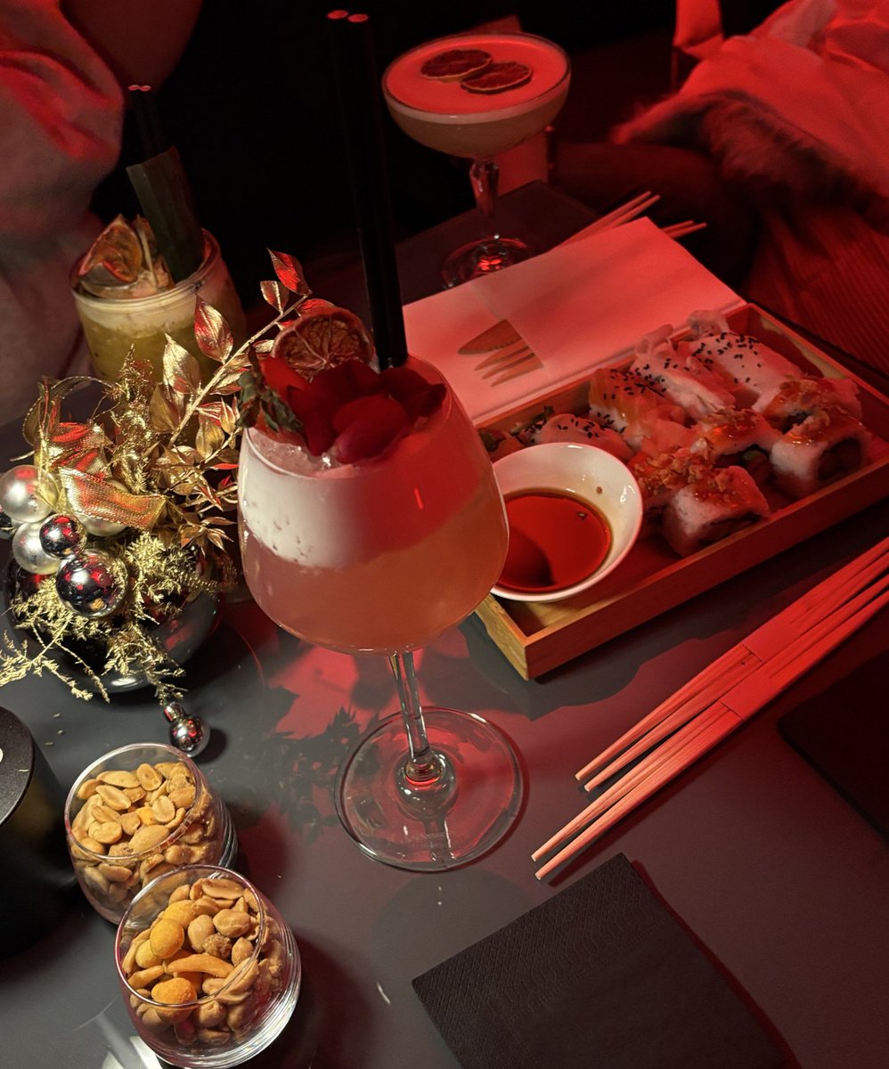 Princess Honey tweet media