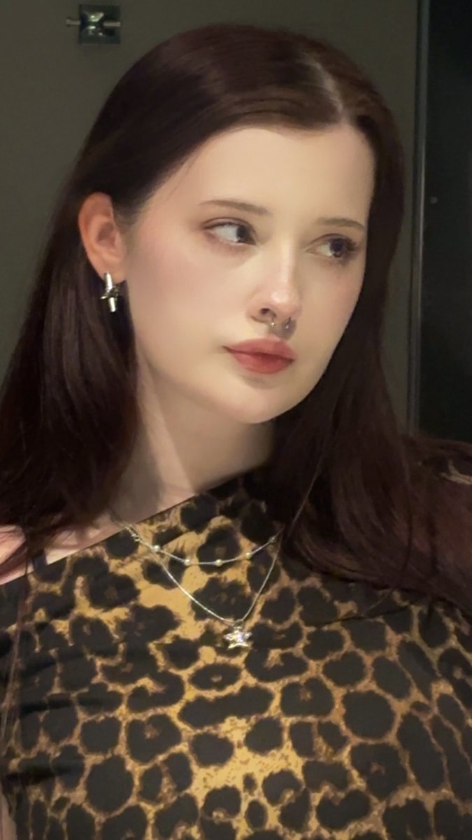 kala 🌟 tweet media