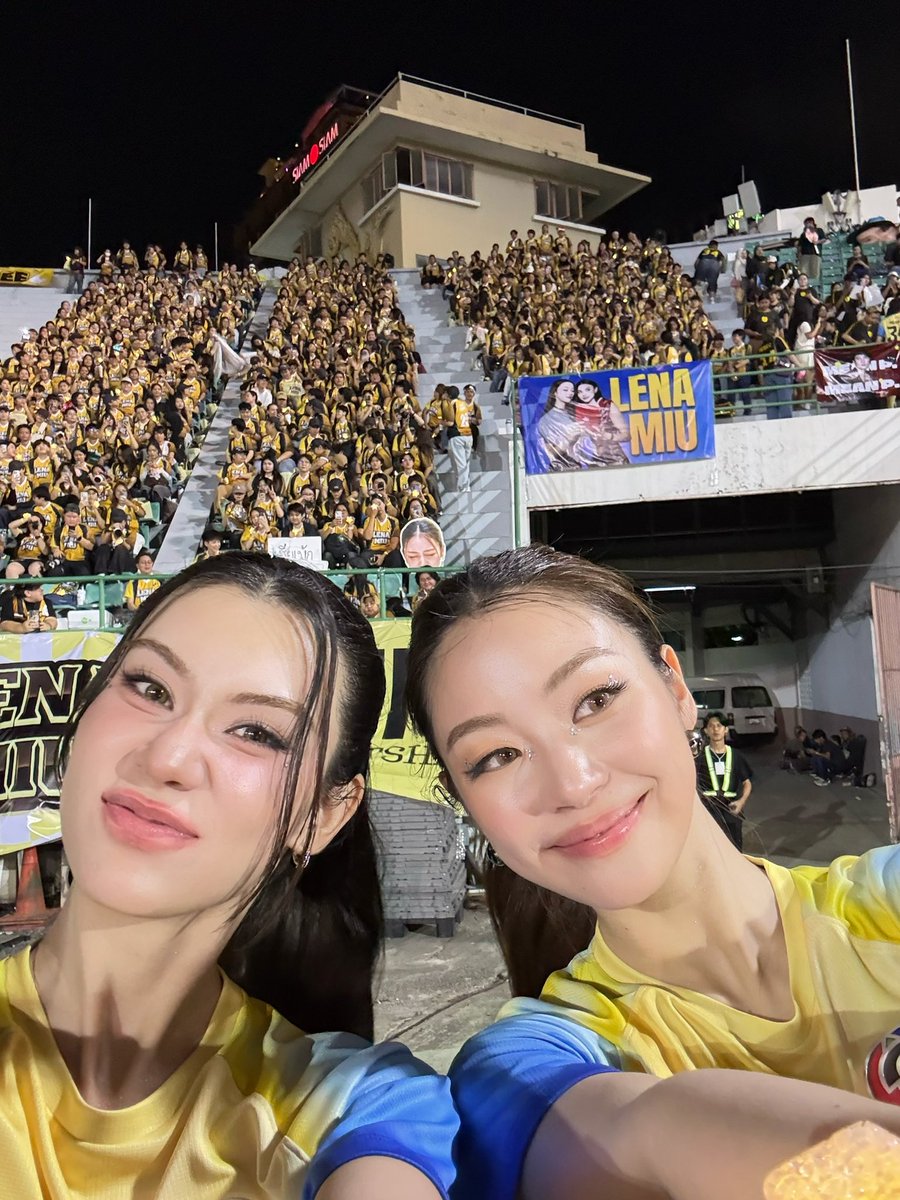 Lalinalena 🦋 tweet media