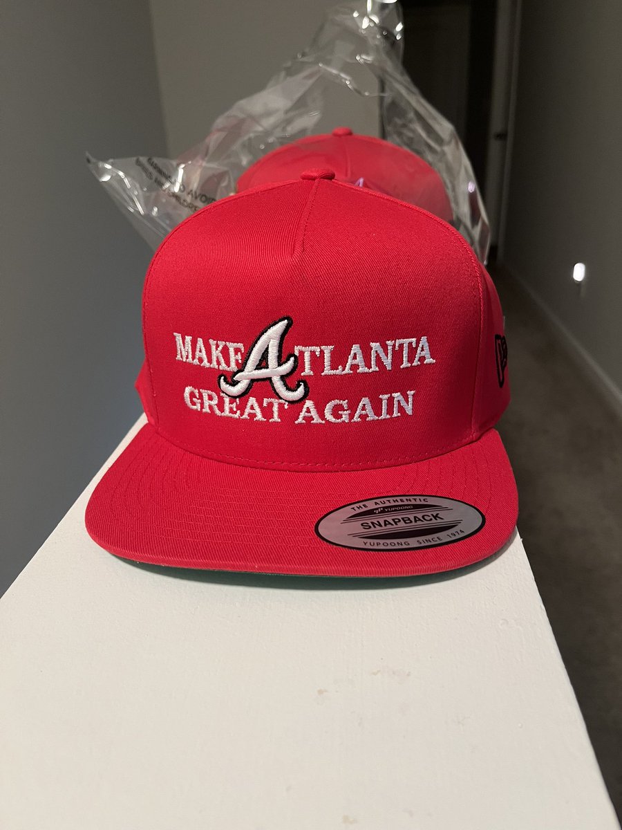 Luther VanFloss tweet media