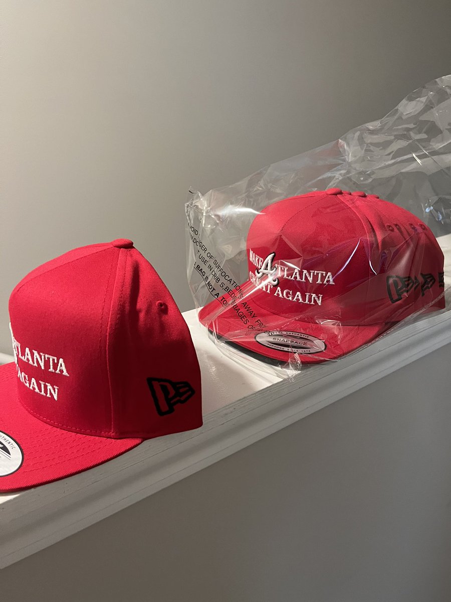 Luther VanFloss tweet media