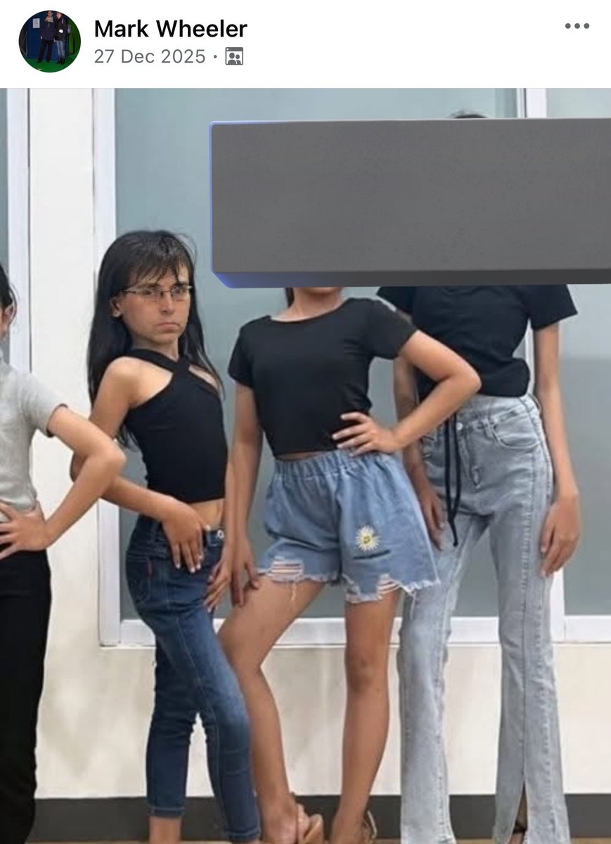 Róisín Michaux tweet media