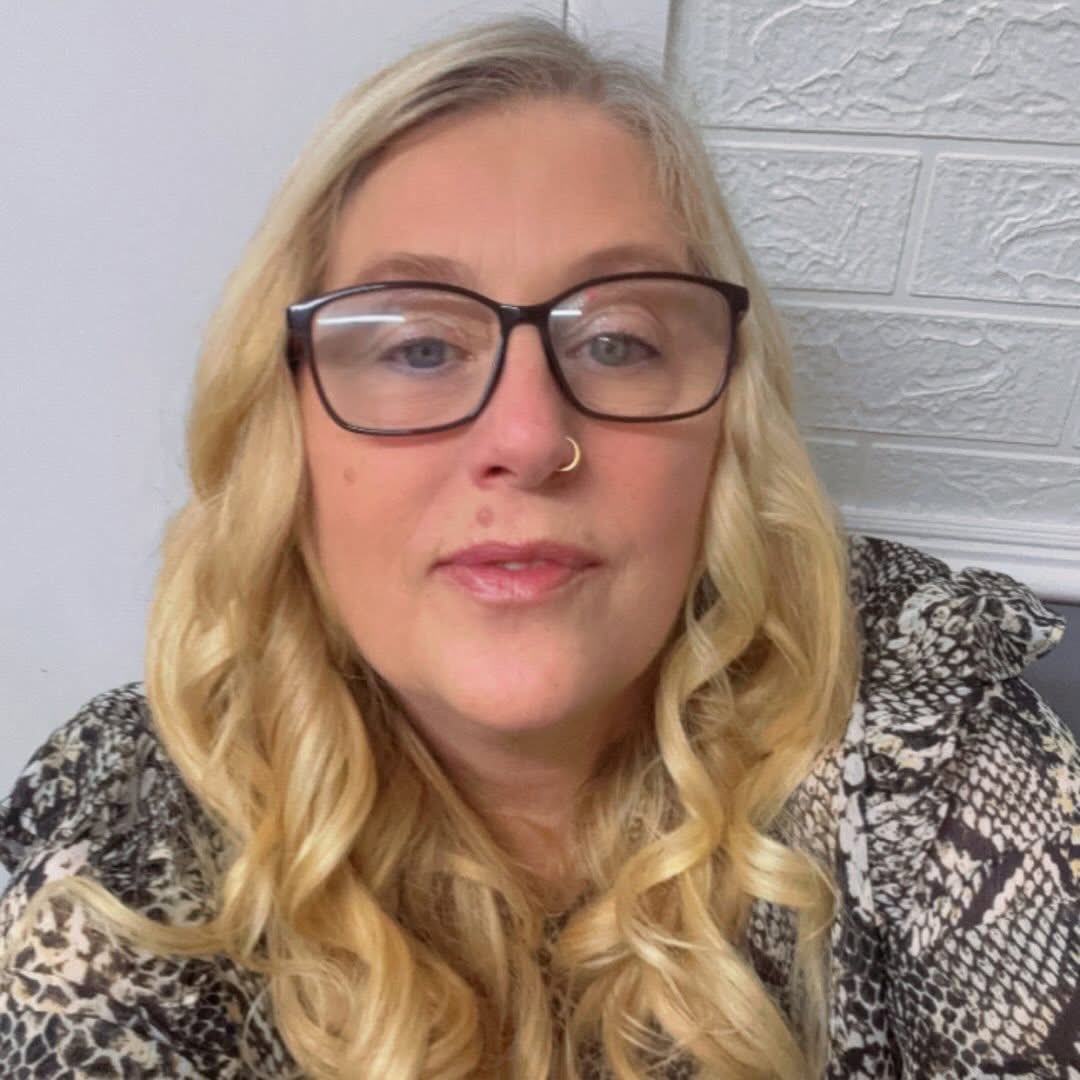 SDPYorksHumber's tweet photo. Cordelia Lynan, a local mum, is standing in the Morley South Ward for Leeds City Council 🗳️

It’s fantastic to see candidates stepping up to give people a genuine choice 🙌

Join us at https://t.co/kzDiE4WnwE

#VoteSDP #May7th @SDPhq https://t.co/gax0ofvwfF