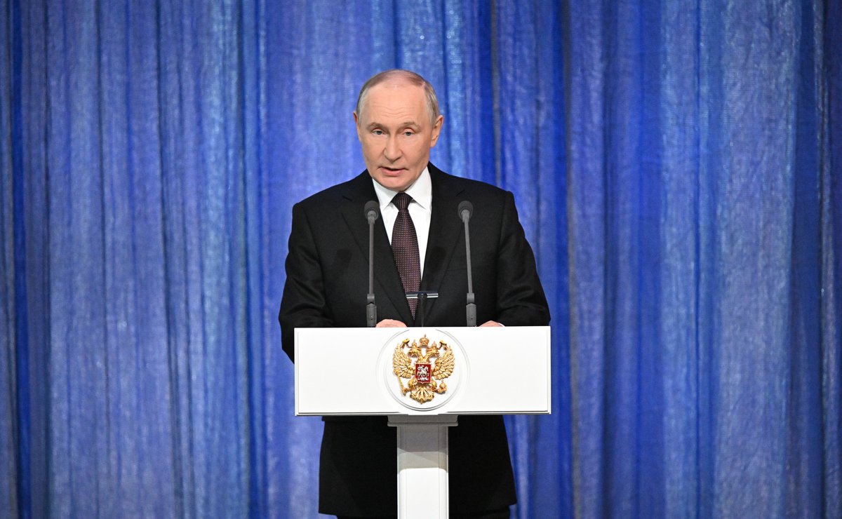 За нашу Великую Россию и любимую Родину в лице уважаемого #Президента России #Владимира 
#Путина 👈 🇷🇺