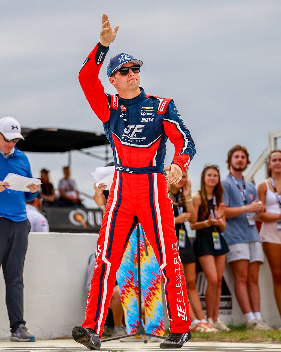 Landen lewis tweet media