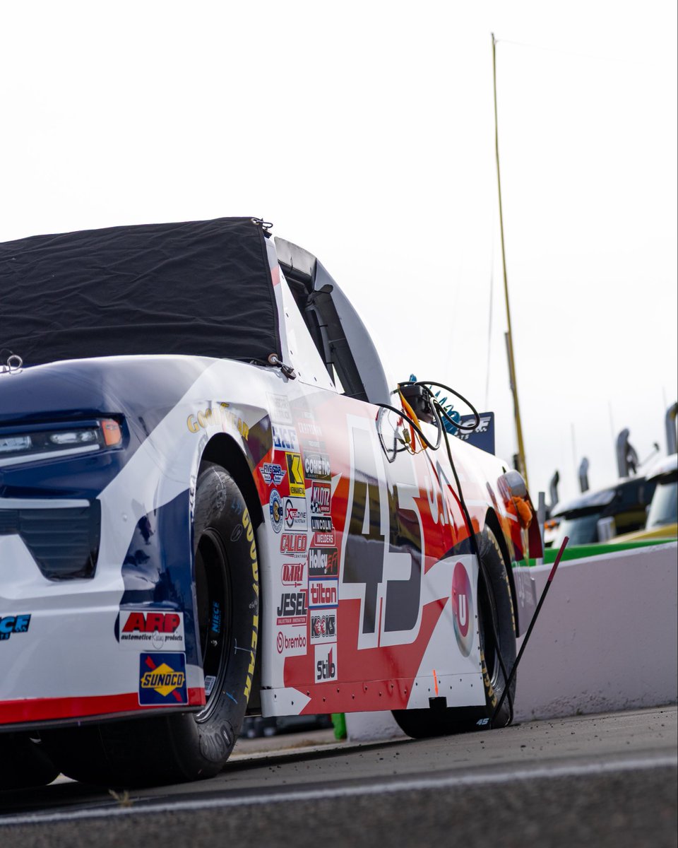 Landen lewis tweet media