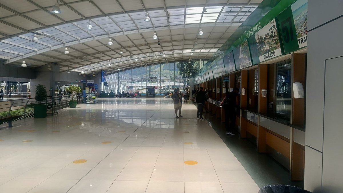 Terminales Terrestres de Quito tweet media