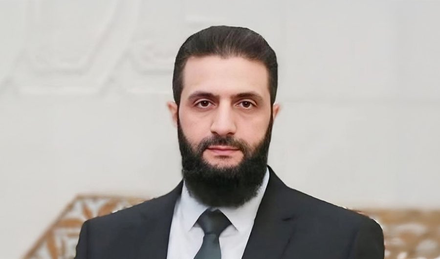 ساخر سياسي tweet media