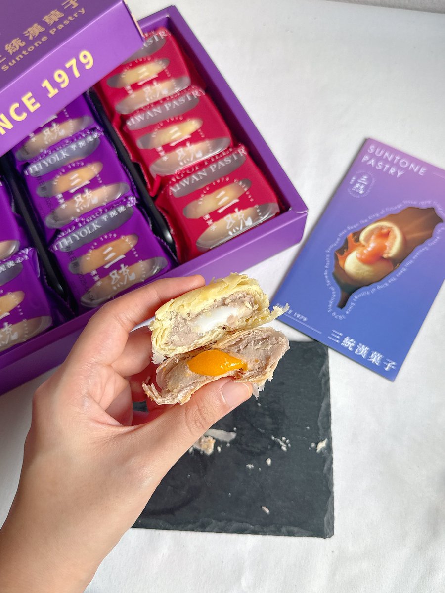 morning table tweet media