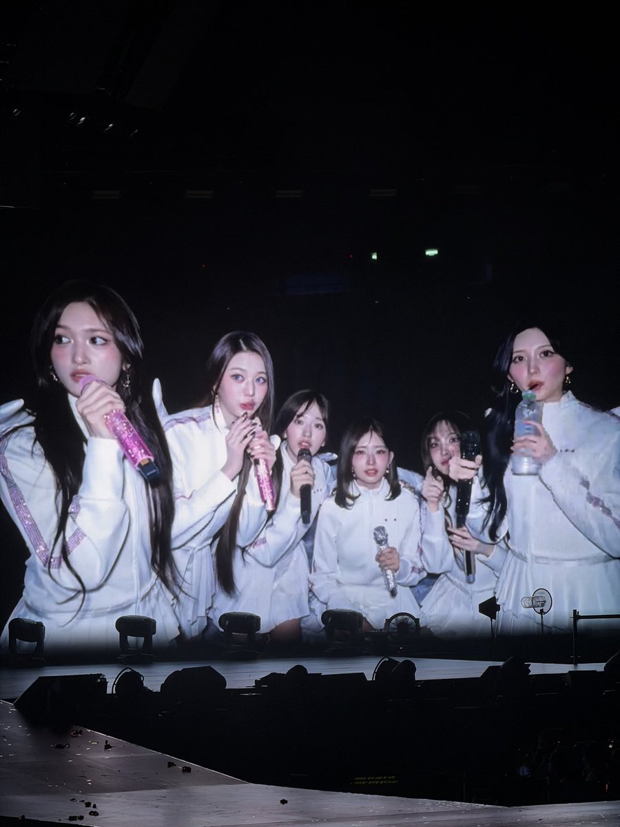 ive pics tweet media