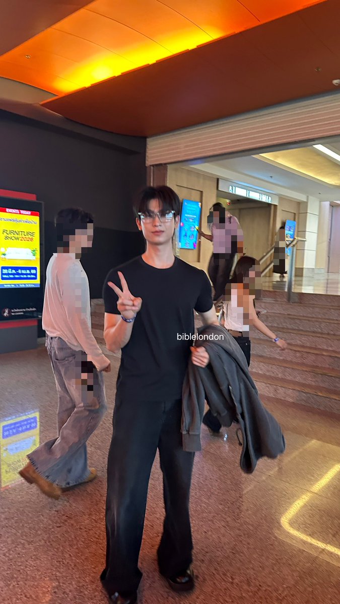 jumpsgay tweet media