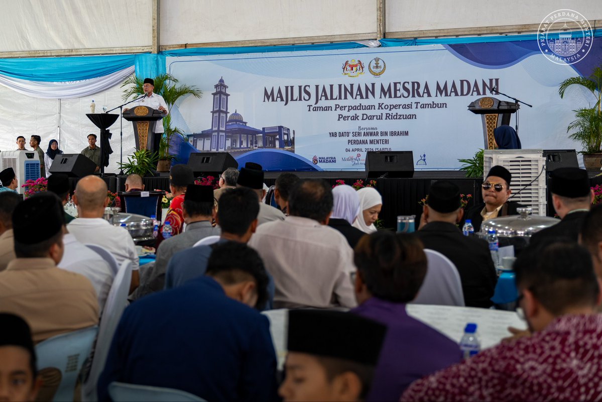 Anwar Ibrahim tweet media