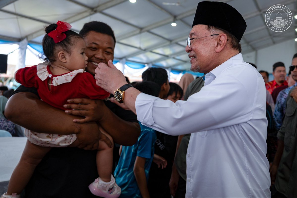 Anwar Ibrahim tweet media