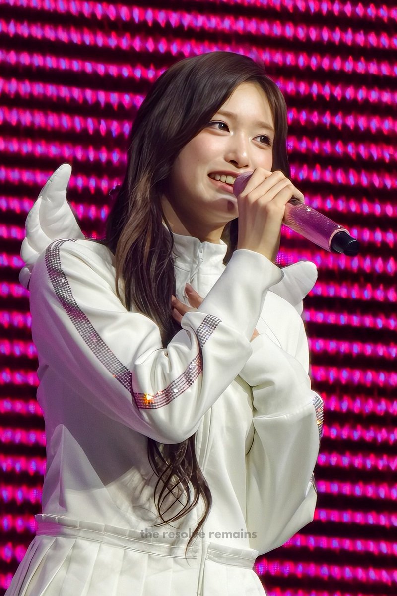 𝑡ℎ𝑒 𝑟𝑒𝑠𝑜𝑙𝑣𝑒 𝑟𝑒𝑚𝑎𝑖𝑛𝑠 tweet media