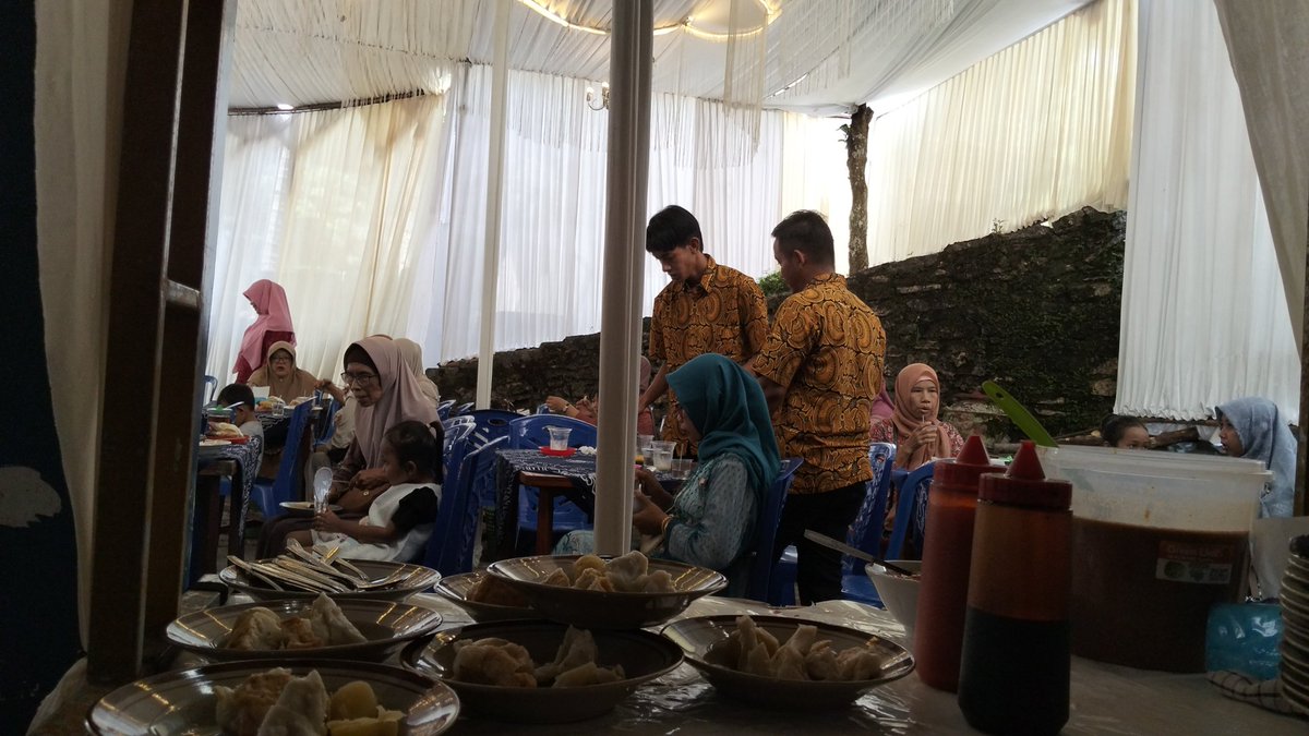 Ini Emon tweet media