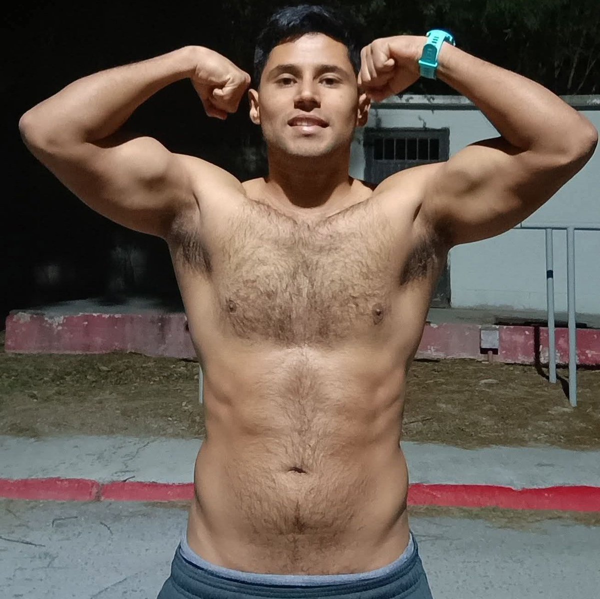 Cristo_0895's tweet photo. Hola, soy Cristo', estaré usando este medio también para exparie un poco de mi poder/desmadre.

Buenos días. https://t.co/yiZvGxZNOT