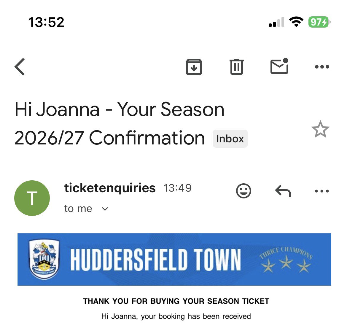 joannaltx's tweet photo. Oh go on then 🤦🏼‍♀️🤣💙🤍 https://t.co/JKTdkJaPvZ