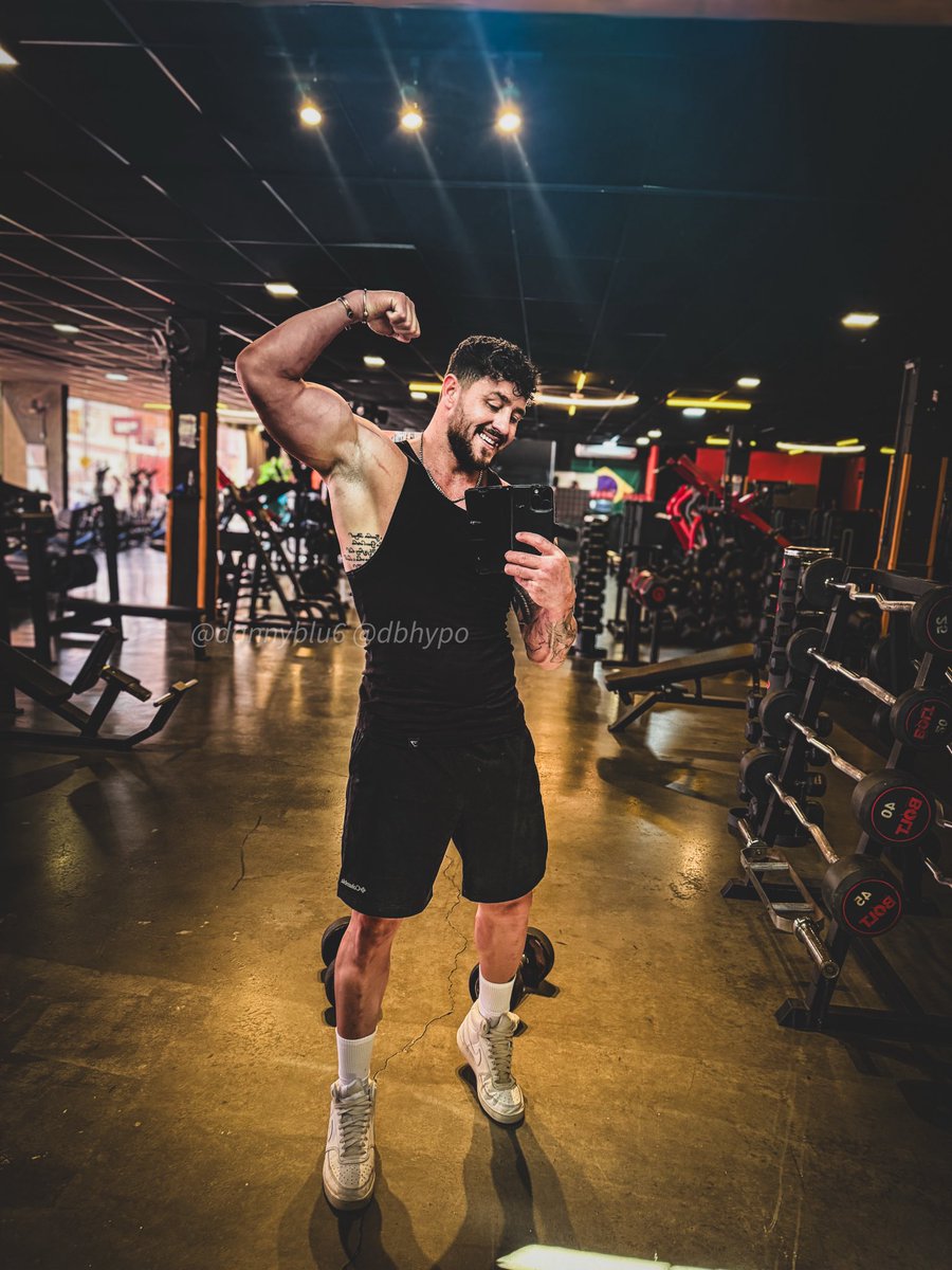 DANNY BLU 🤴 tweet media