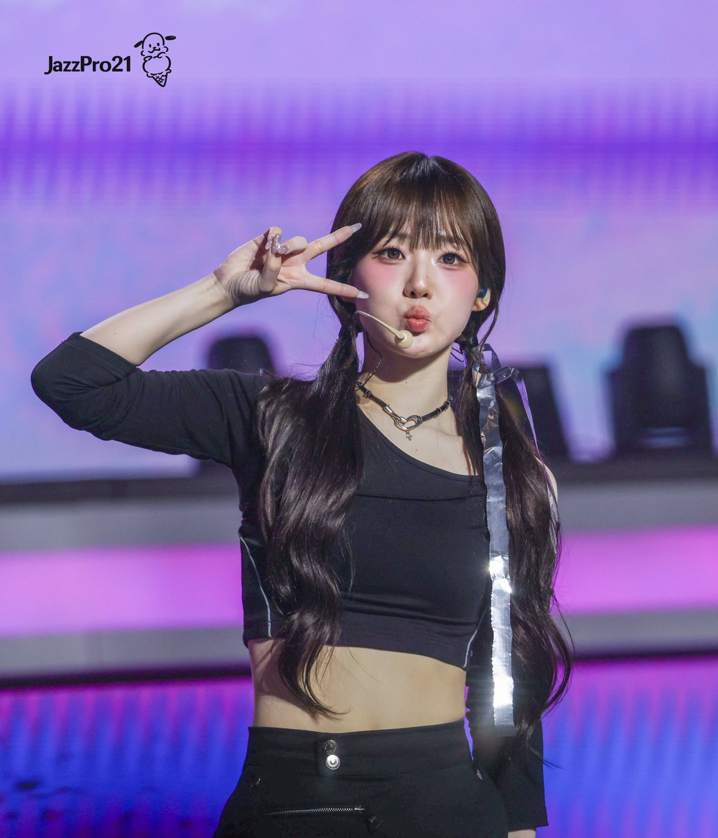 260404 콘서트

✌️

#tripleS #트리플에스 #윤서연 #YoonSeoyeon #서연