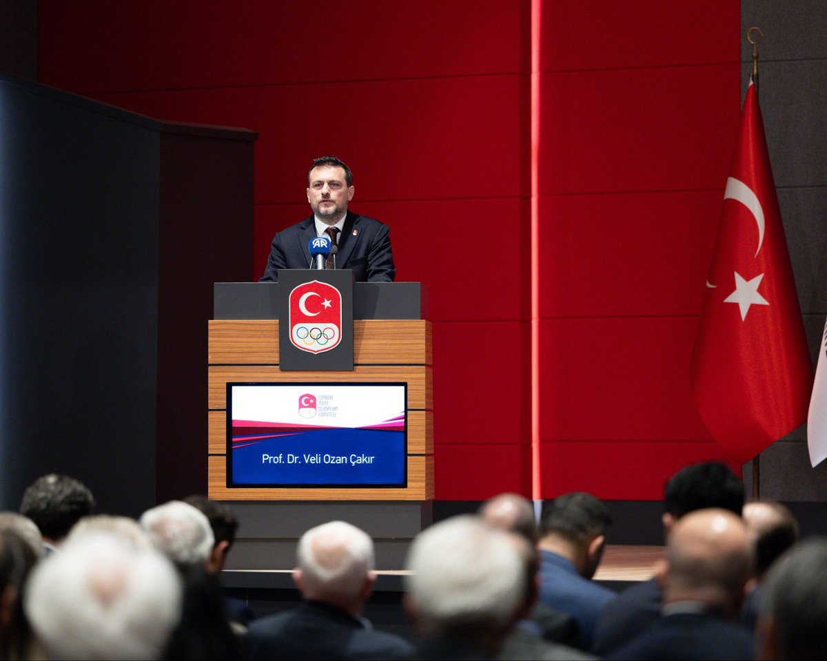 muhittinozby's tweet photo. Türkiye Millî Olimpiyat Komitesi Genel Kurulu’nda başkanlığa seçilen Genel Müdürümüz Sayın Prof. Dr. Veli Ozan Çakır’ı ve yönetim kurulunu tebrik ediyorum.

Yeni dönemde Türk sporuna değer katacak güzel çalışmalara imza atacaklarına inanıyorum.💐👏🏻 https://t.co/1ZqLDThkLF