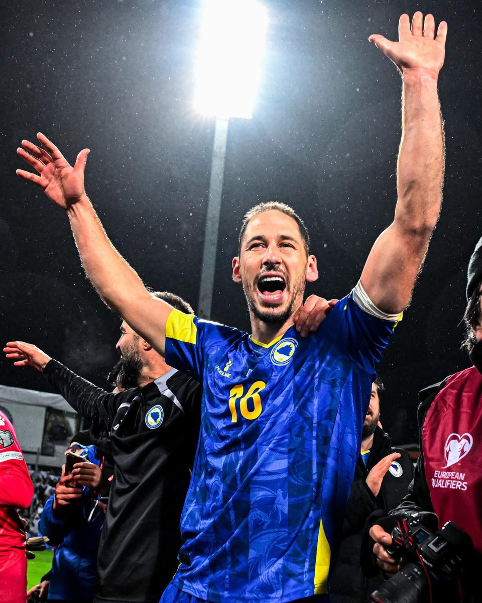 The Bosnian tweet media