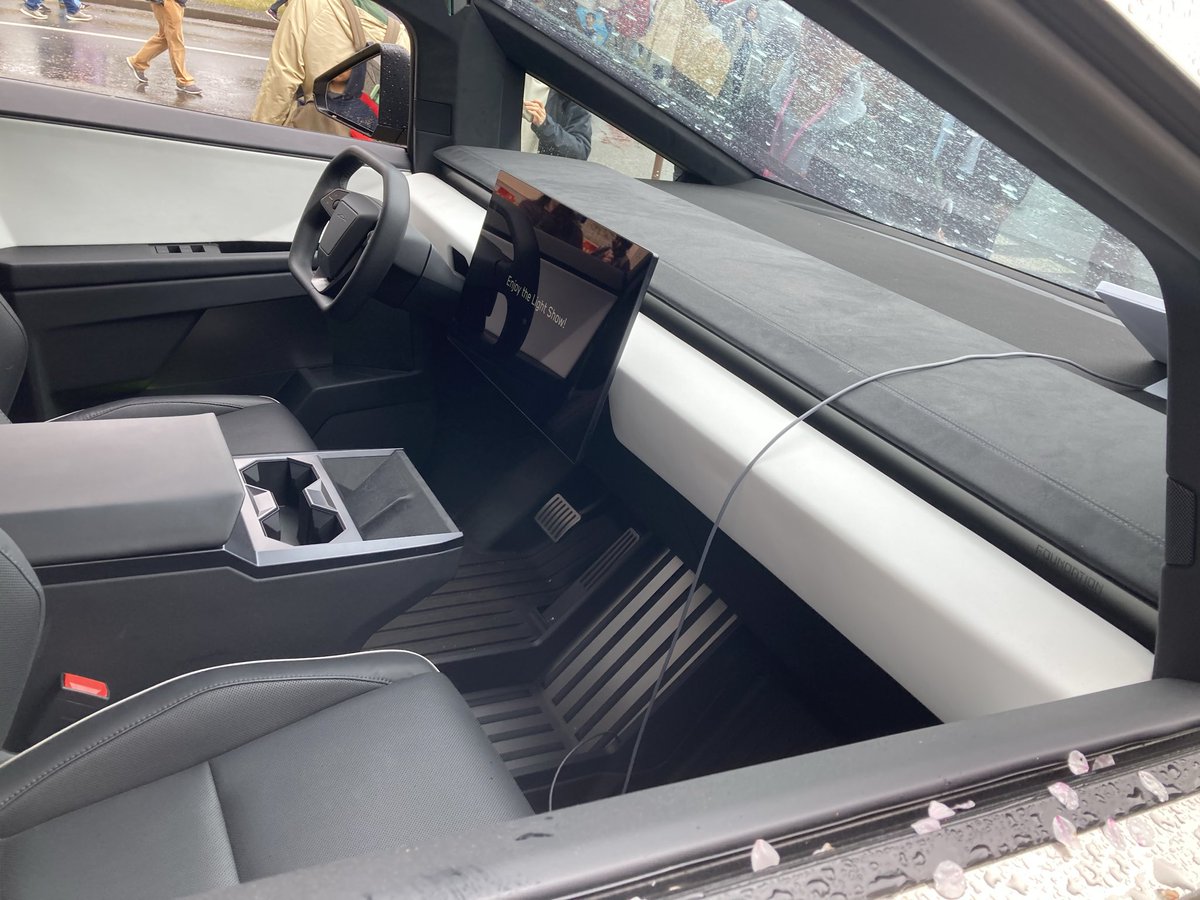 Tomoyuki Yoshino tweet media