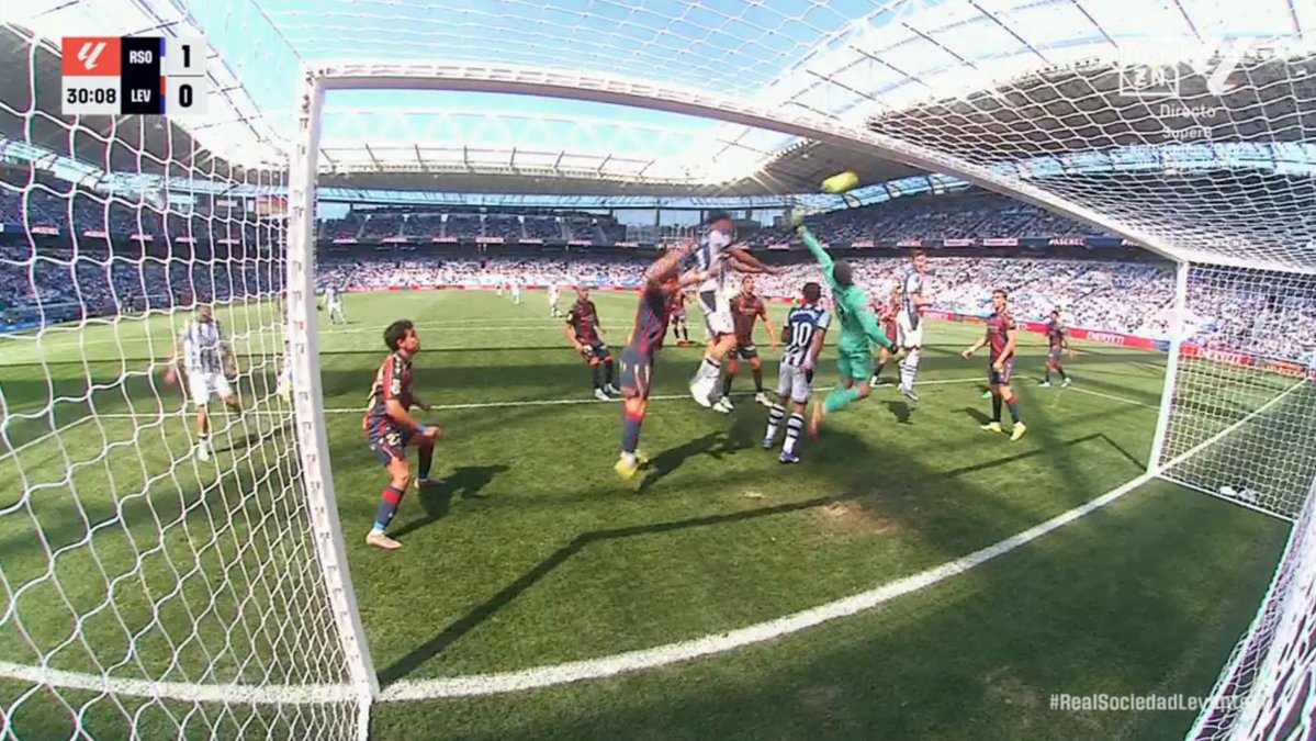 Pável Fernández tweet media