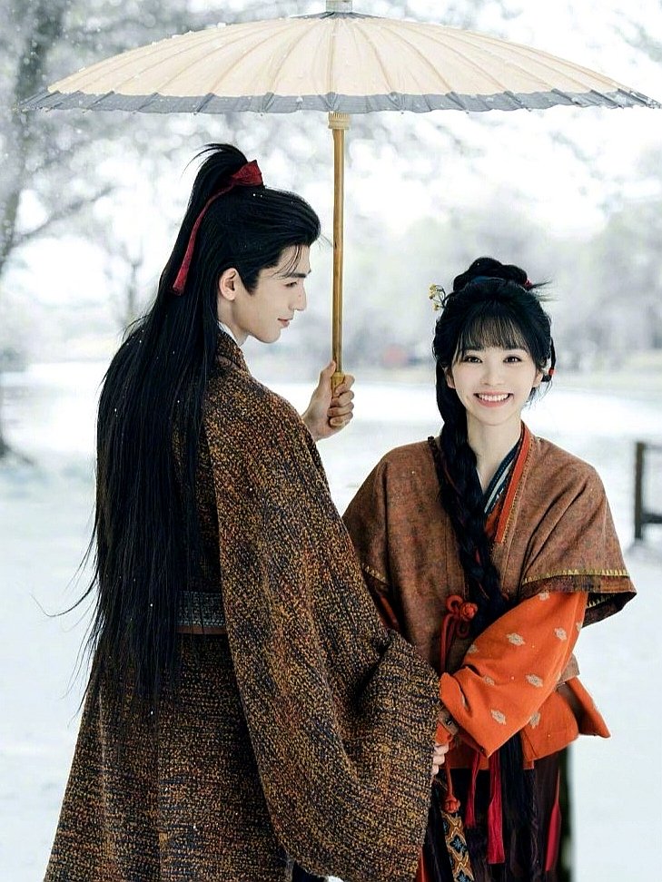 therealyras tweet media