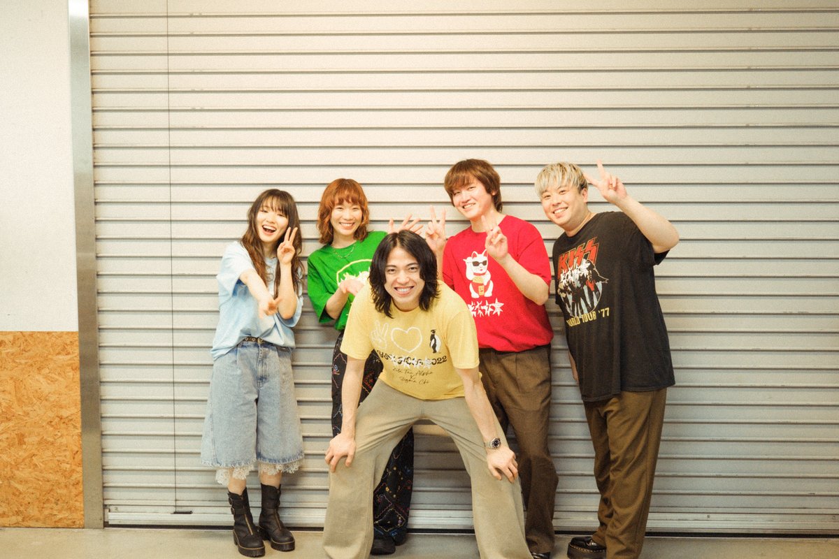 Zepp Namba ありがとうございました
あっという間に終わっちゃった、、！
後ろの方までよく見えた🥲
一緒に歌ってくれて幸でした。
本番前は黒髭危機一髪やりまして…
敗者はまつじゅん選手でした🙂‍↕️‼️
あしたは名古屋、はりきってむかいます