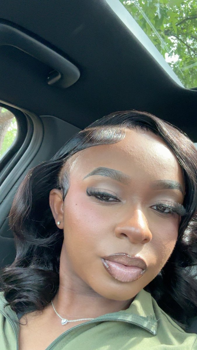 Mahogsmarkelle's tweet photo. Updating this my her pic💚 https://t.co/uhz3mmdq05
